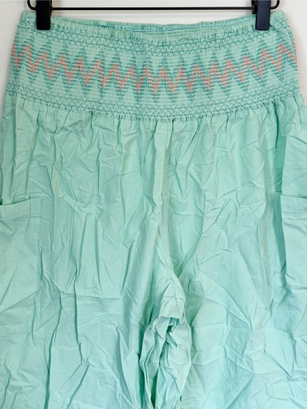 NWT Cupshe Chevron Smocked Waist Pants - Size: Small - Picture 6 of 11